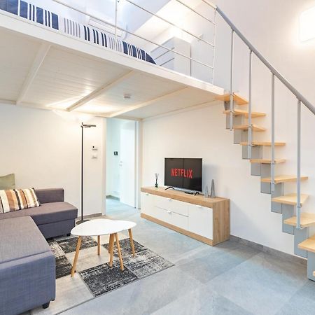 Villa Exclusive Loft Crocetta - Free Private Parking & Wi-Fi - 5 Min To Metro Nizza - Ac à Turin Extérieur photo
