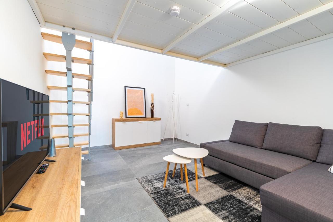 Villa Exclusive Loft Crocetta - Free Private Parking & Wi-Fi - 5 Min To Metro Nizza - Ac à Turin Extérieur photo